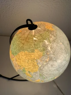Globe vintage 1960 terrestre verre Girard et Barrère mappemonde - 27 cm