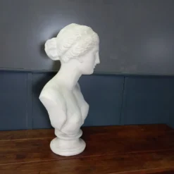 Grand buste de Vénus de Milo