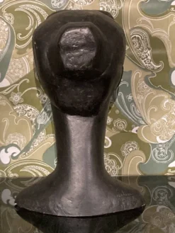 Grand buste en plâtre des années 1960
