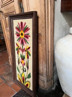 Grand canevas tapisserie laine fleur 1970