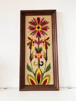 Grand canevas tapisserie laine fleur 1970