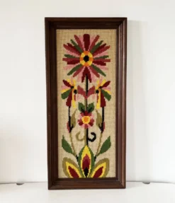 Grand canevas tapisserie laine fleur 1970