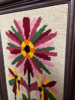 Grand canevas tapisserie laine fleur 1970