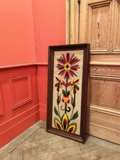 Grand canevas tapisserie laine fleur 1970