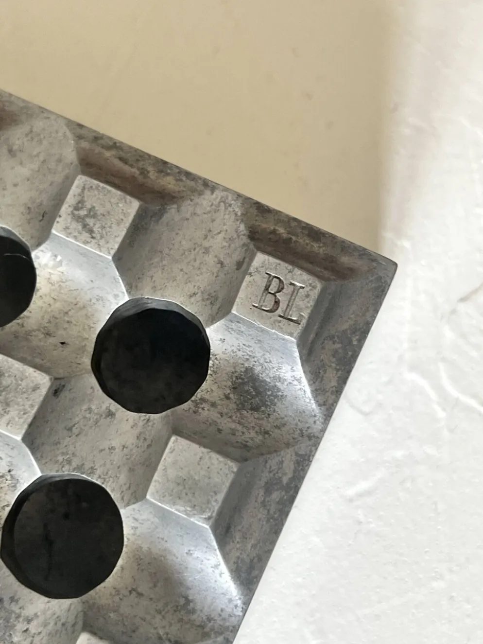Grand cendrier ultima en aluminium signé LJUNGBERG & BACKSTRUM