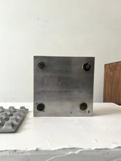 Grand cendrier ultima en aluminium signé LJUNGBERG & BACKSTRUM