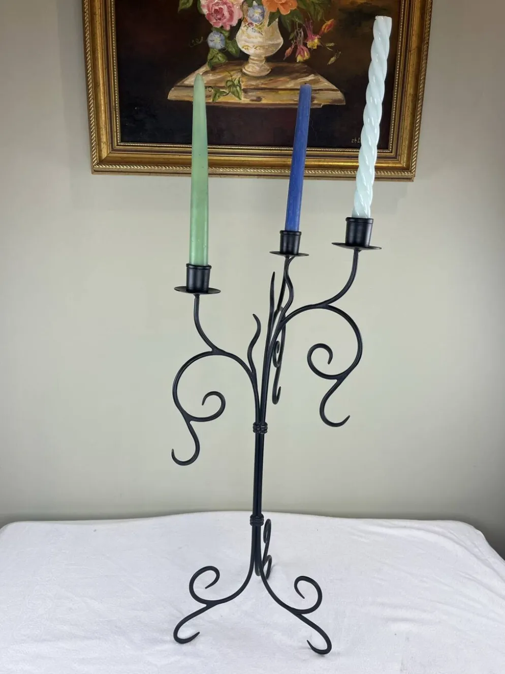 Grand chandelier en fer