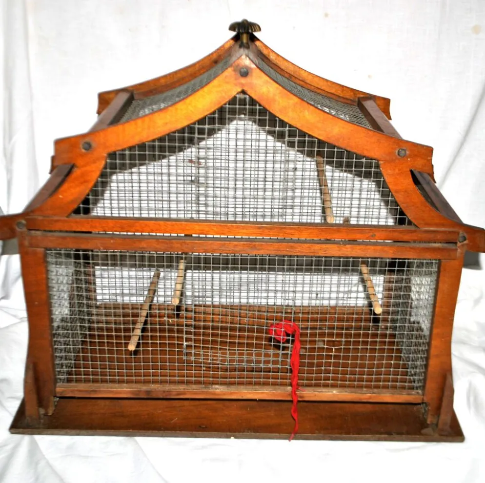 Grande cage à oiseau vintage en bois et grillage métal - Fabrication artisanale 1960