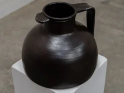Grande cruche à boulanger en terre cuite de Jean et Geneviève Dubost