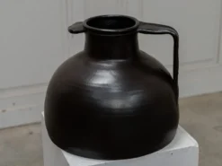 Grande cruche à boulanger en terre cuite de Jean et Geneviève Dubost