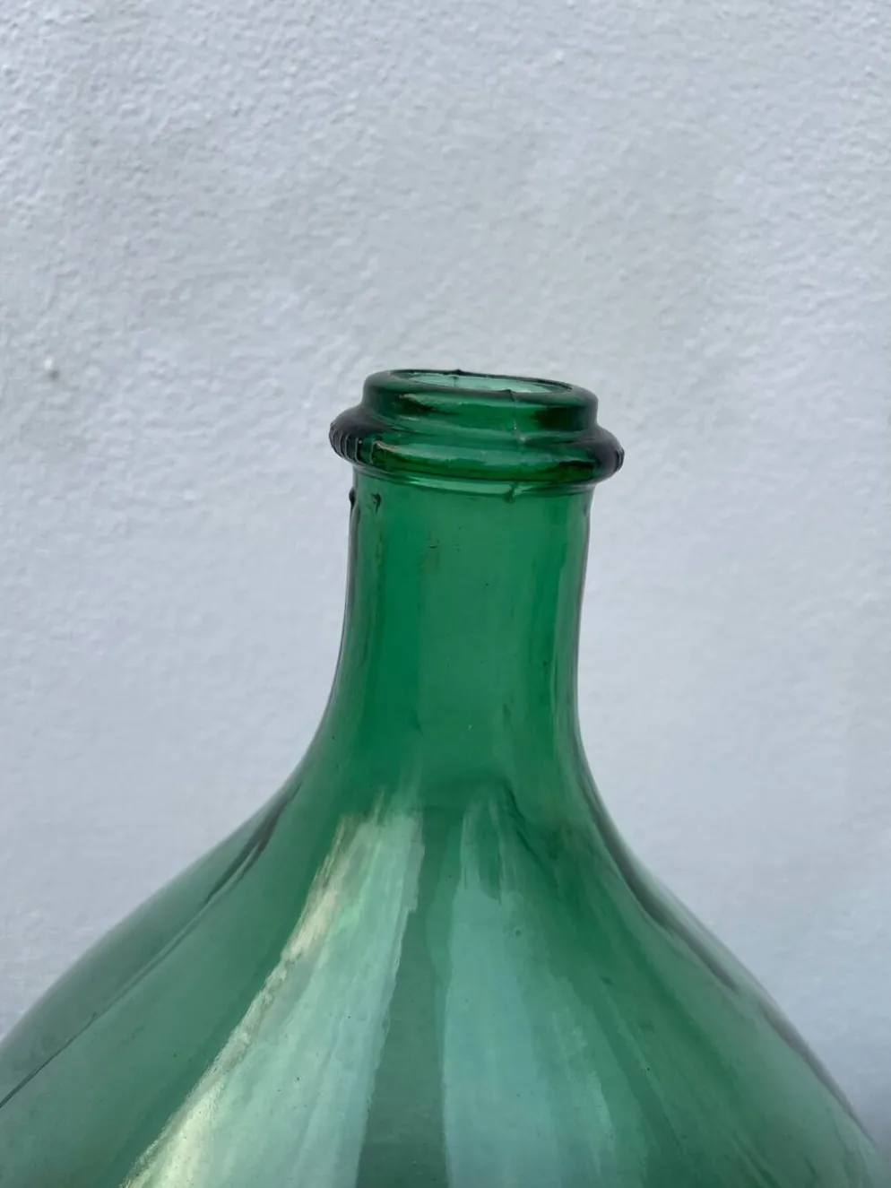 Grande dame Jeanne en verre vert