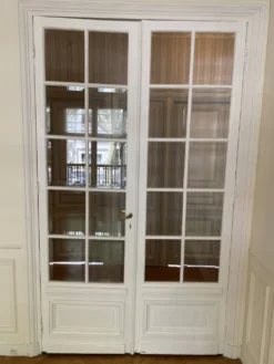 Grande double porte haussmannienne vitrée, Paris fin XIXe siècle