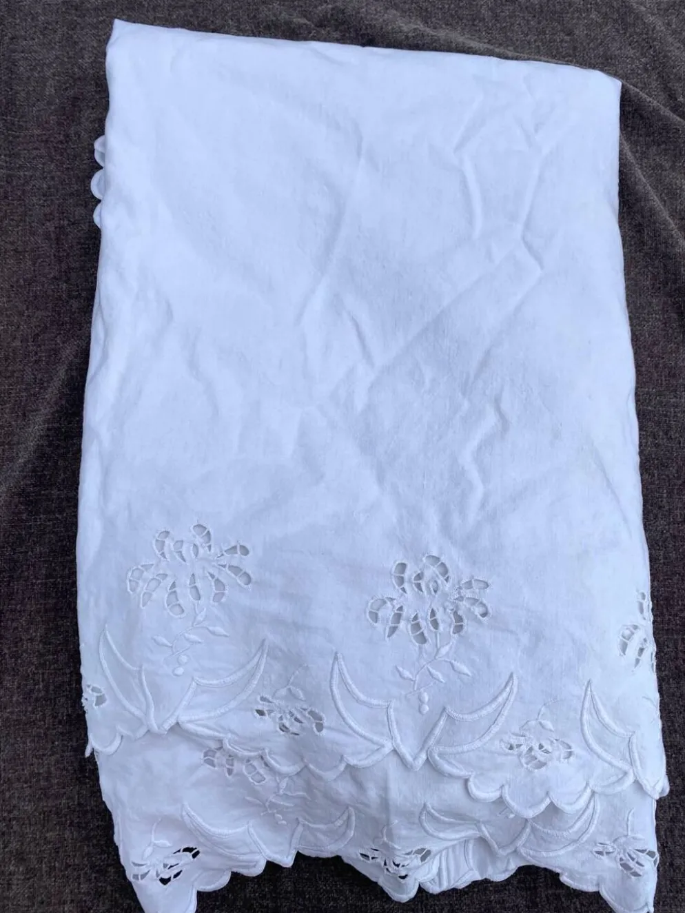 Grande Nappe ancienne brodée 190x260