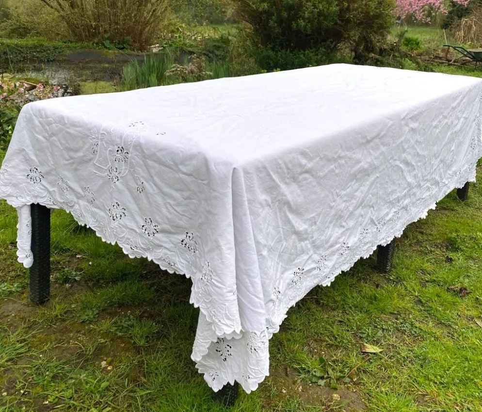 Grande Nappe ancienne brodée 190x260