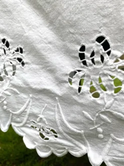 Grande Nappe ancienne brodée 190x260