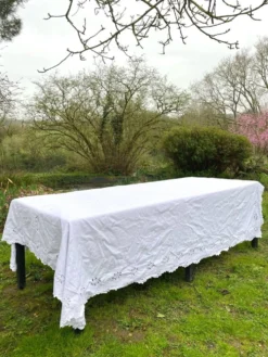 Grande Nappe ancienne brodée 190x260