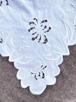 Grande Nappe ancienne brodée 190x260