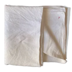 Grande nappe ancienne en coton effet damiers.