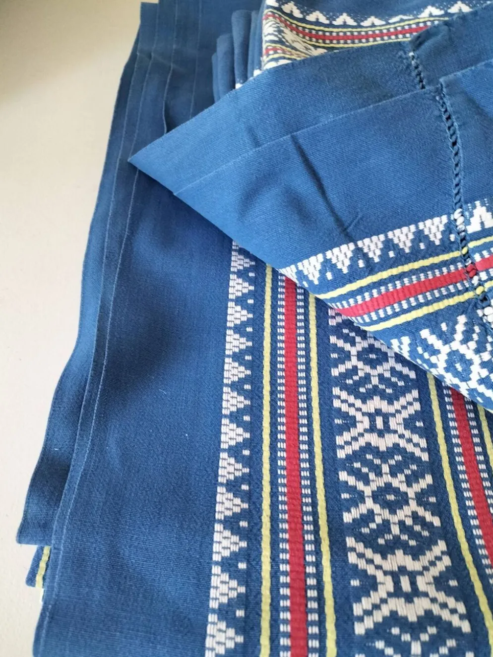 grande nappe et 11 serviettes vintage basque bleu indigo,