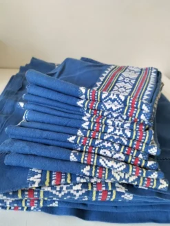 grande nappe et 11 serviettes vintage basque bleu indigo,