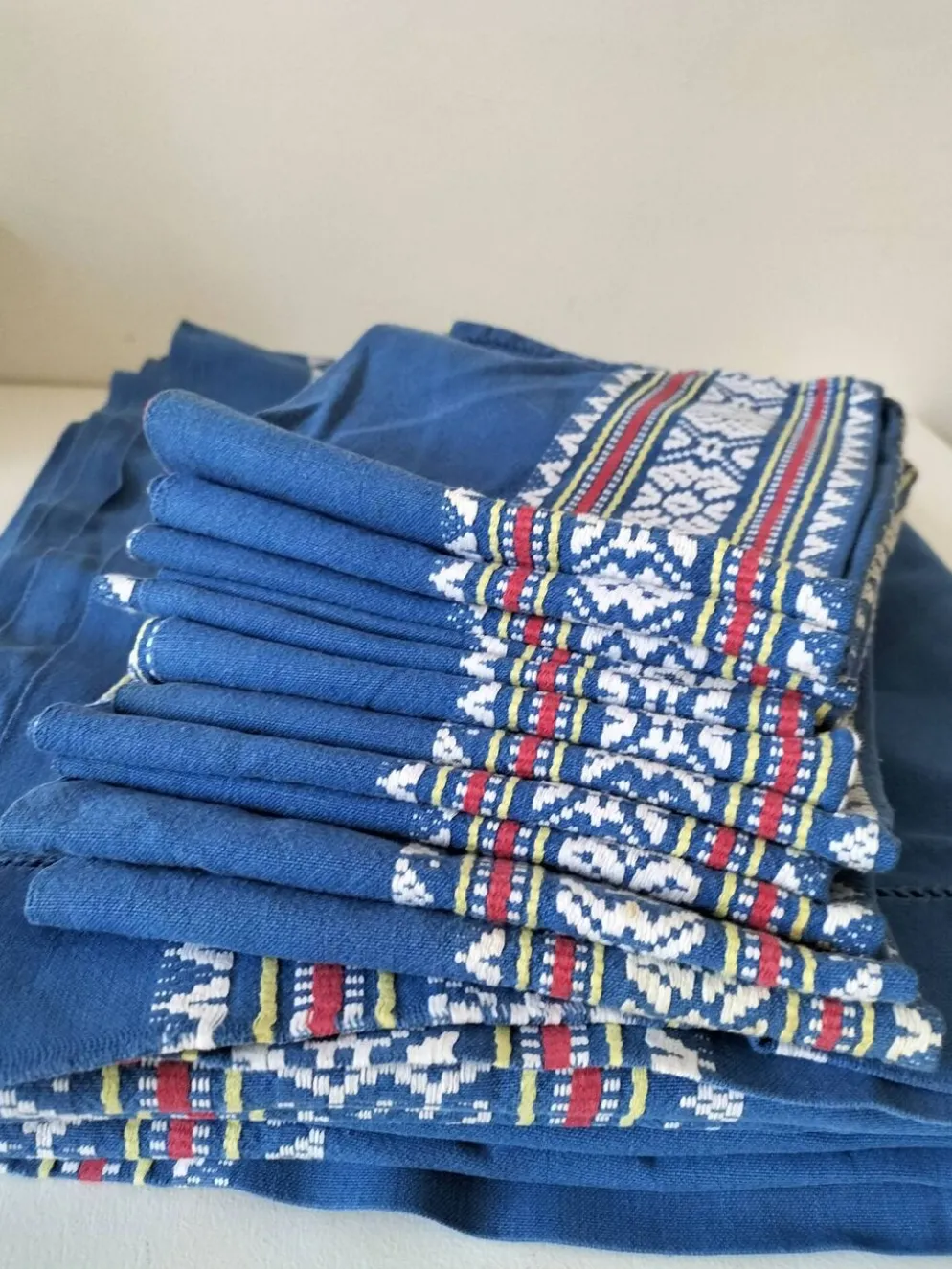 grande nappe et 11 serviettes vintage basque bleu indigo,