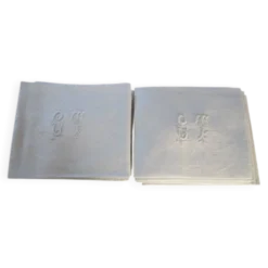12 grandes serviettes de table anciennes, damassées, monogrammées