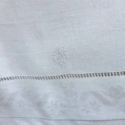 6 grandes serviettes de table 19ème, damassées, monogrammées "CB"
