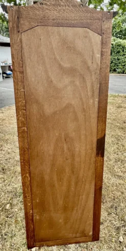 Grand et ancien miroir de pied chantourné biseauté