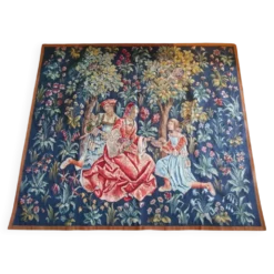 Grande tapisserie Jules Pansu – La Dame au coffret – Point d’Halluin