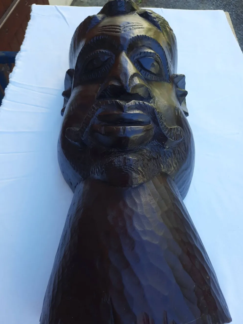 Grande tête sculptée africaine en bois exotique – Madagascar – 65 cm