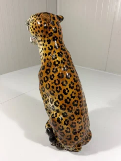 Grand léopard en céramique italienne des années 1970