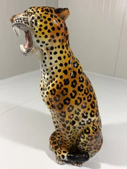 Grand léopard en céramique italienne des années 1970