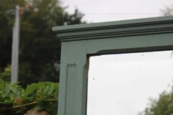 Grand miroir ancien biseauté rénové vert sauge – 99,5 × 71 cm