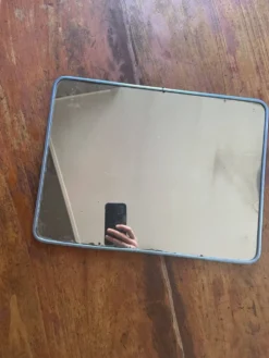Grand miroir barbier bleu métallisé