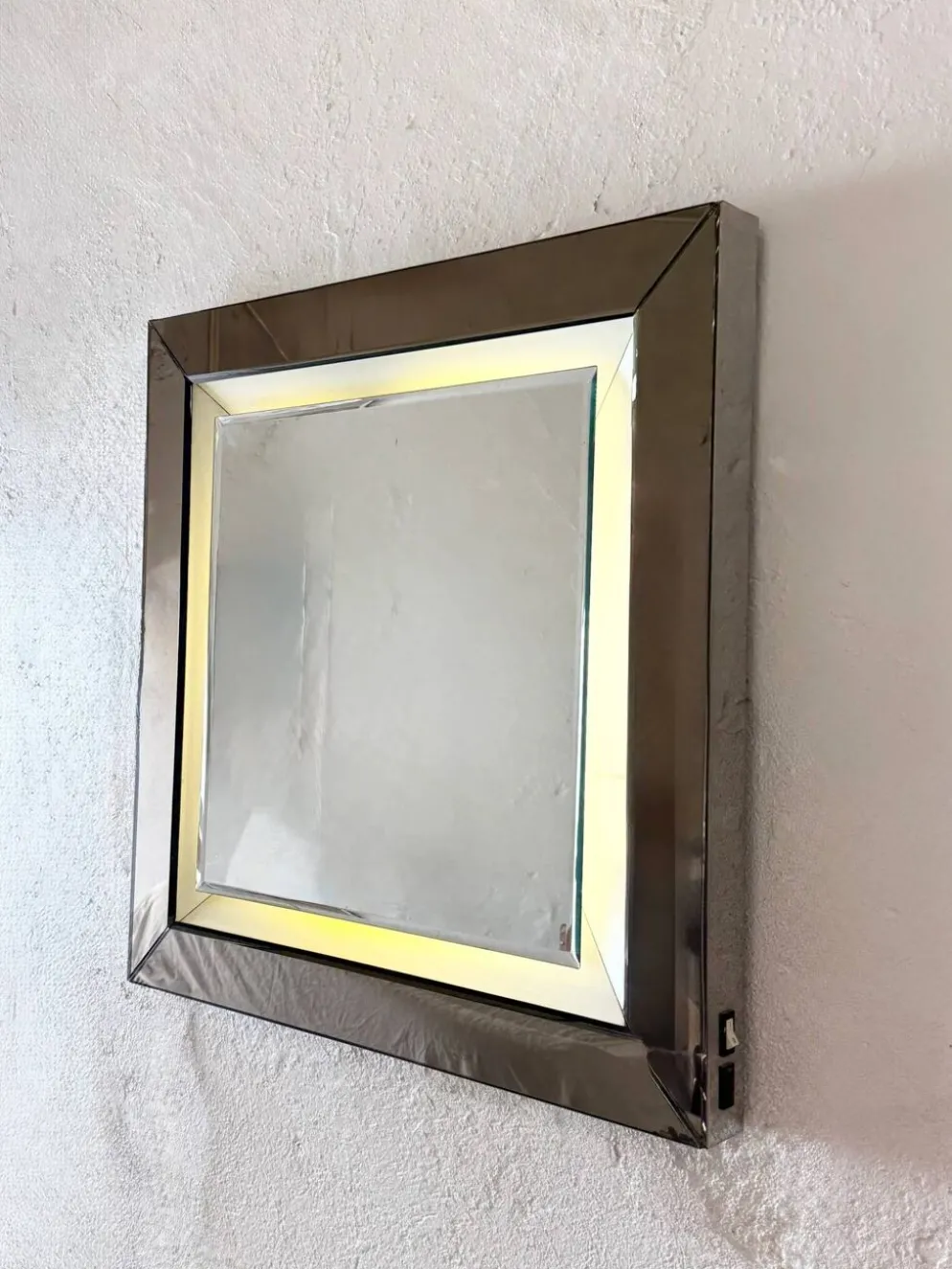 Grand miroir, éclairage intégré – Italie, années 1970