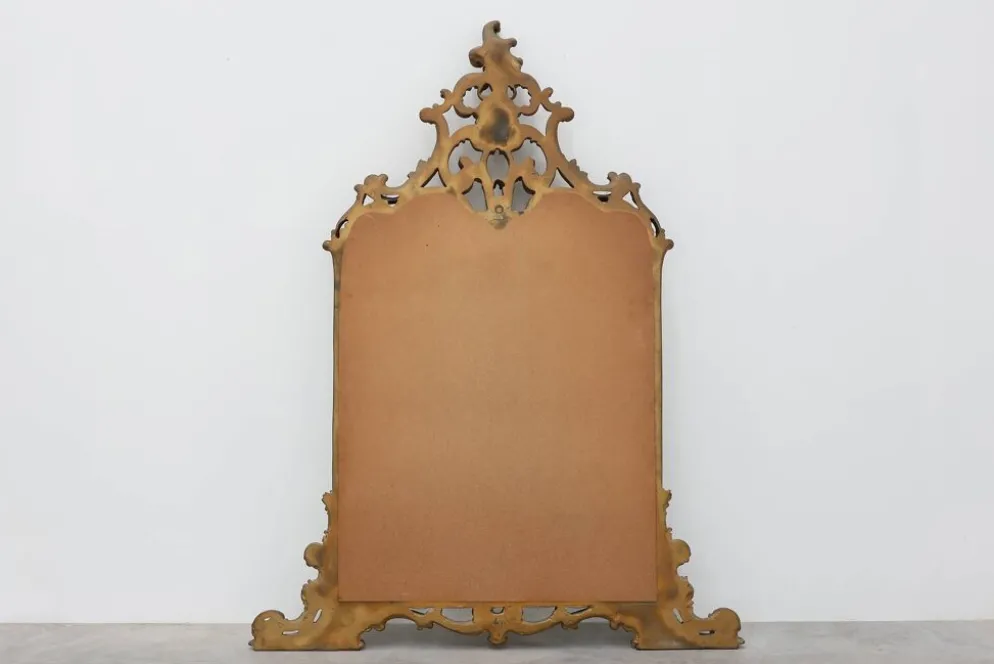 Grand miroir en bois doré de style rococo, Belgique, 20e siècle