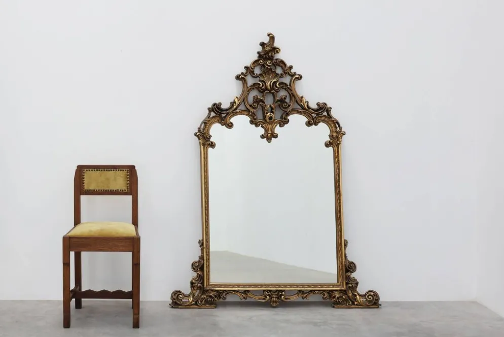 Grand miroir en bois doré de style rococo, Belgique, 20e siècle