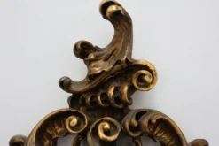 Grand miroir en bois doré de style rococo, Belgique, 20e siècle