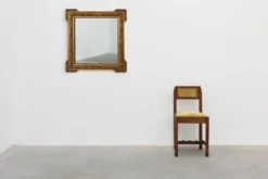 Grand miroir en bois doré de style baroque, 20e siècle