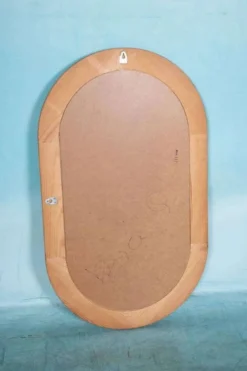Grand miroir en pin vintage des années 1970 avec un savoir-faire.
