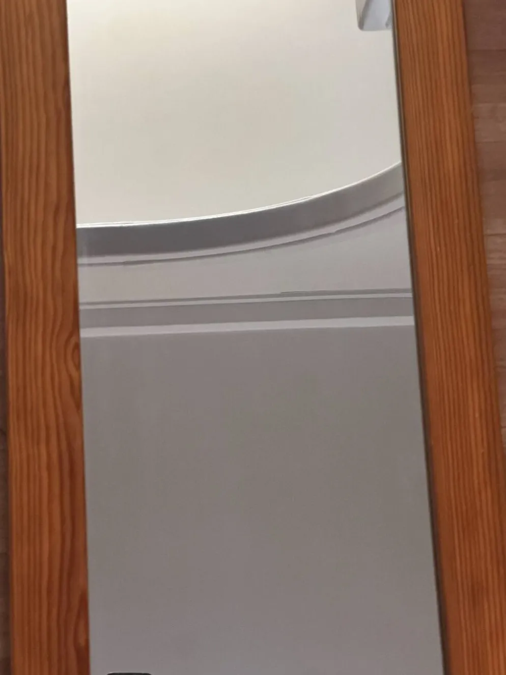 Grand miroir mural octogonal en pin, années 1970 – 103 × 40 cm