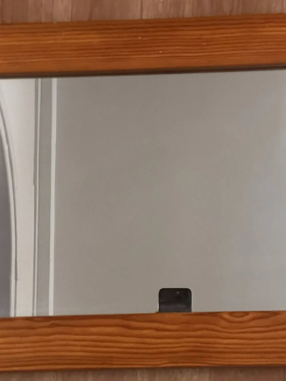 Grand miroir mural octogonal en pin, années 1970 – 103 × 40 cm