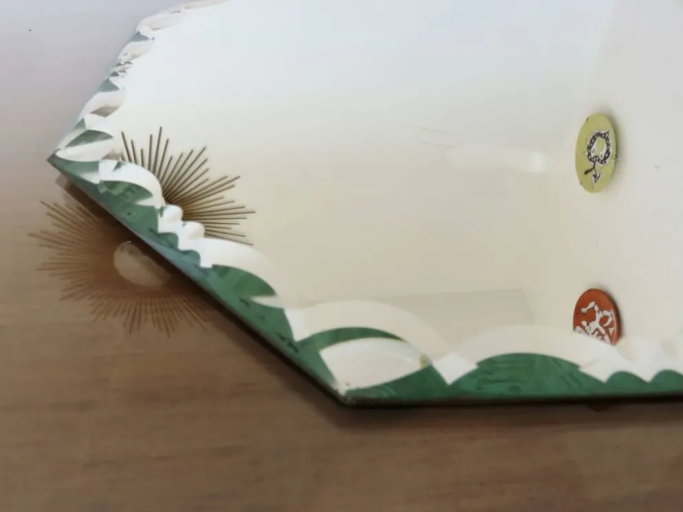 Grand miroir octogonal biseauté à poser, années 40