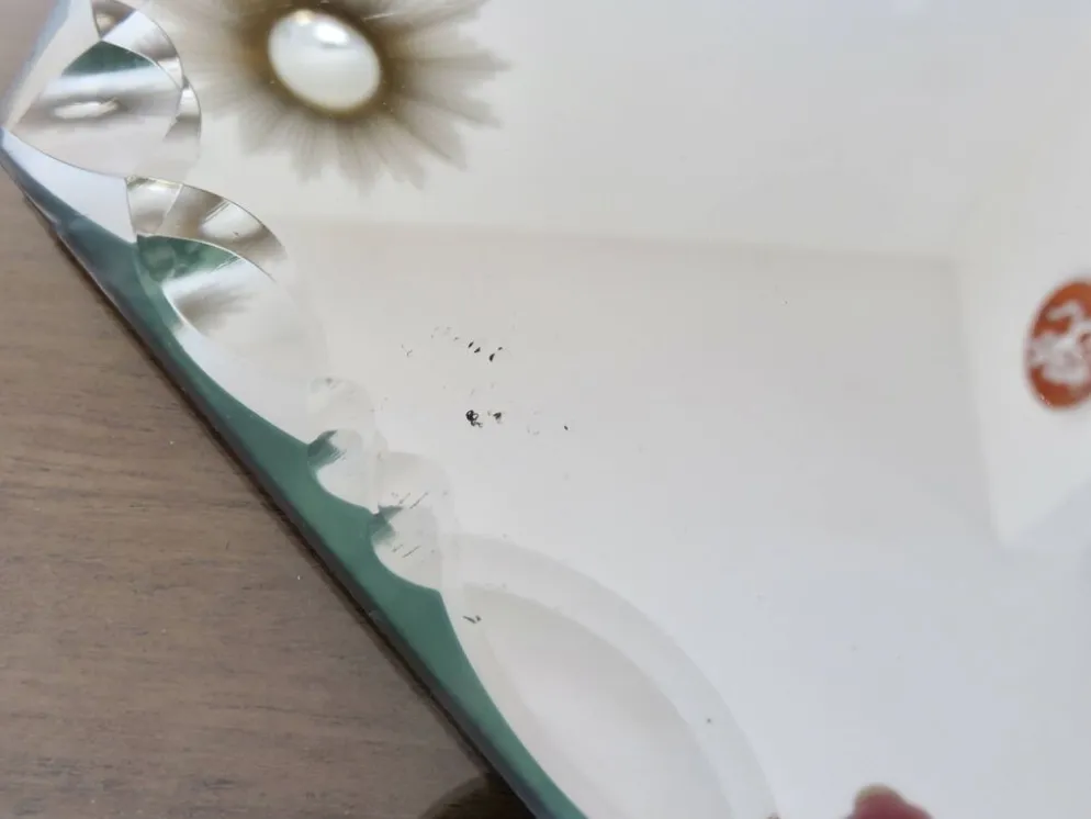 Grand miroir octogonal biseauté à poser, années 40