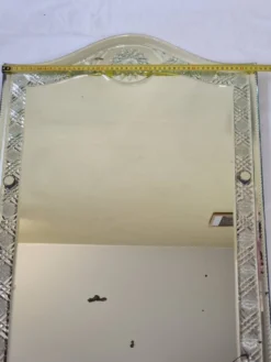 Grand miroir vintage de style vénitien gravé, 81 x 53 cm, 1950