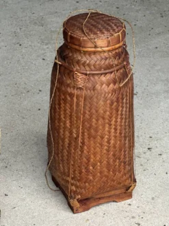 Grand panier traditionnel balinais à cordelettes H70 D26
