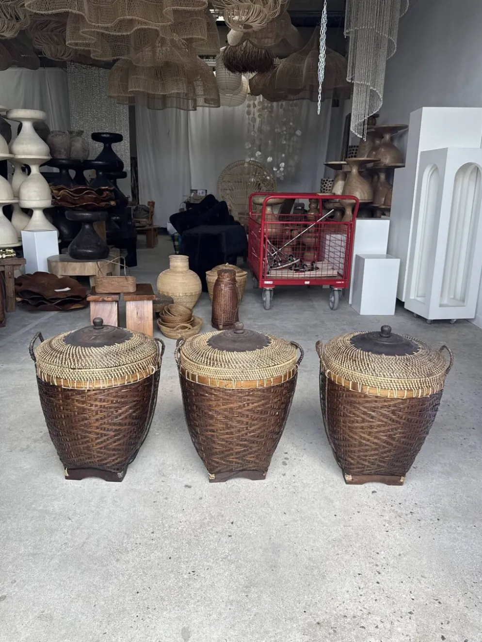Grand panier traditionnel indonésien brun H60 D45