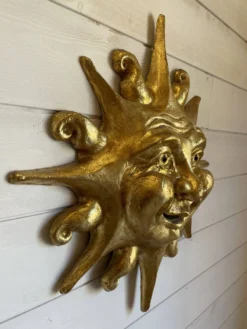 Grand soleil mural sculpté et doré - Artisanat d'art / La Venexiana Venise