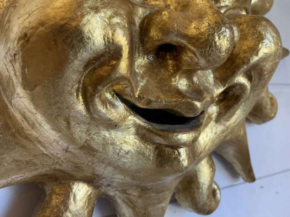 Grand soleil mural sculpté et doré - Artisanat d'art / La Venexiana Venise