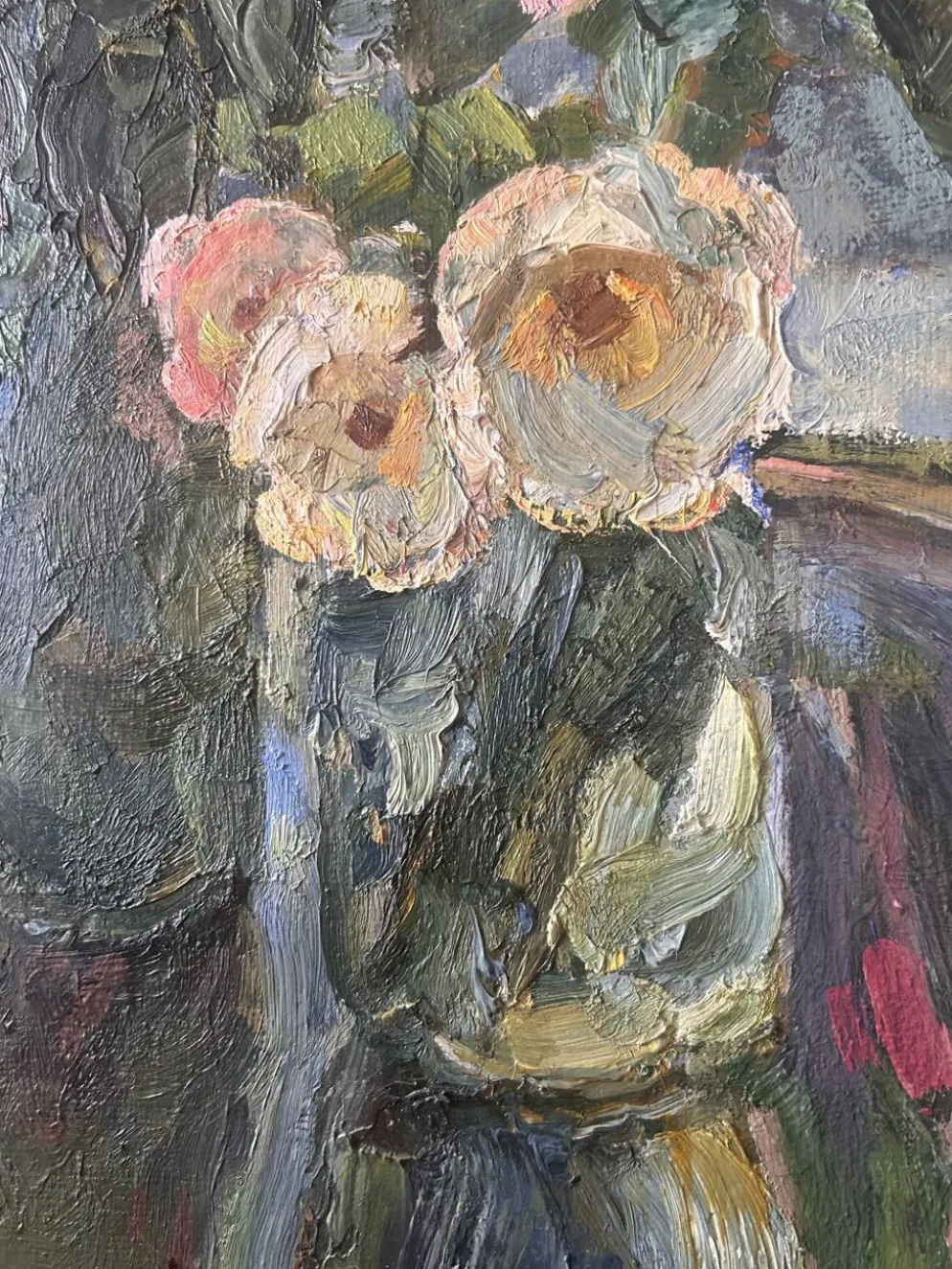 Grand tableau nature morte aux fleurs, école russe du milieu du XXe siècle. L’éloge de la douceur